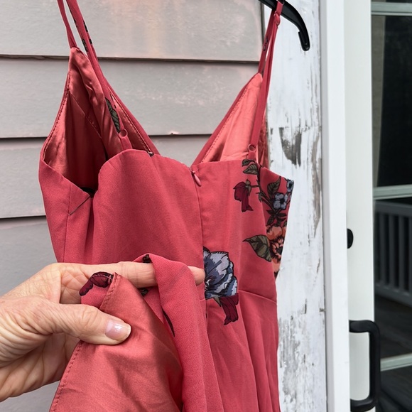 Midi dress muted coral color with flower accents. Size Small. - Picture 4 of 6